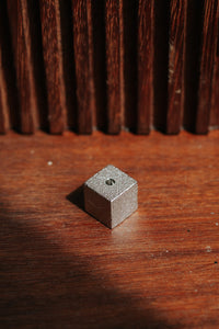 Hand Hammered Brass Cube Incense Holder  真鍮 香立 キューブ by Sumitani Saburo Shoten