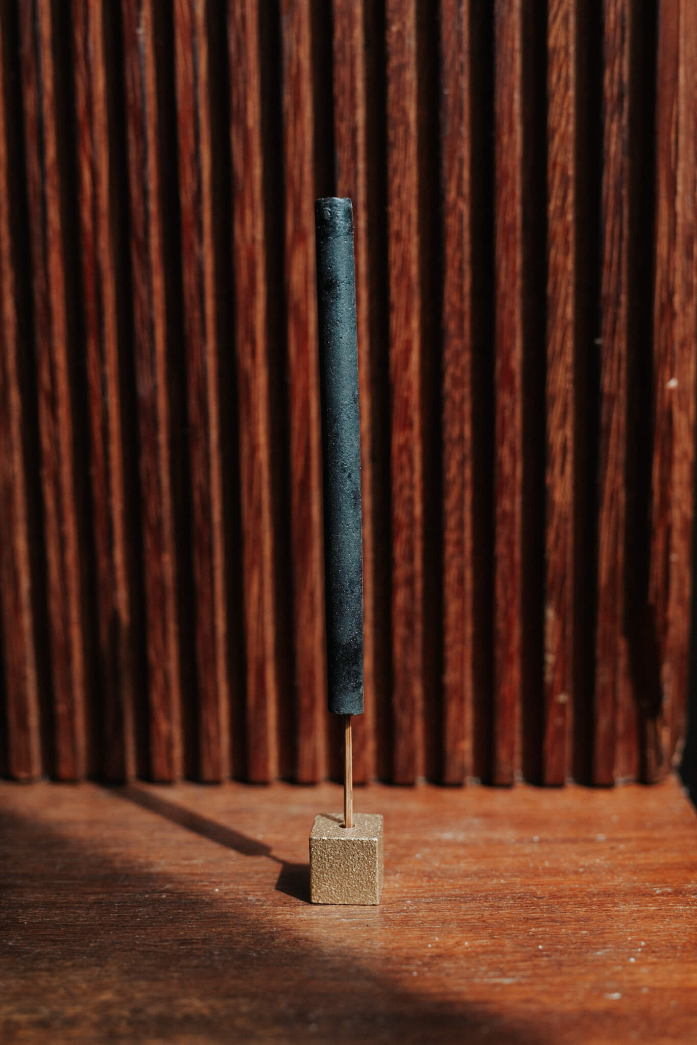 Hand Hammered Brass Cube Incense Holder  真鍮 香立 キューブ by Sumitani Saburo Shoten